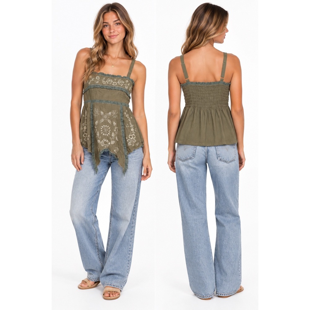 Jones Wear Jeans Cami Top M Green Embroidered Lace Boho Fairycore Sharkbite Hem